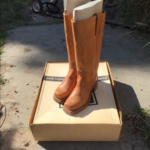 Vintage 1970s FRYE Women’s Riding boot w/ org. box